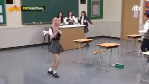 Black pink -WAKA WAKA