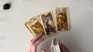 КТО У НЕЕ В ГОЛОВЕ? КТО НА СЕРДЦЕ? КТО В ПОСТЕЛИ? ТАРО ДЛЯ МУЖЧИН. РАСКЛАД ДЛЯ МУЖЧИН