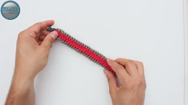 How To Make Paracord Bracelet Ahura Mazda Bar DIY Paracord Tutorial Easy(360P)
