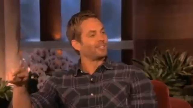 Paul Walker Dead at 40 Fast and the Furious Actor Dies In Car Accident Report смотреть онлайн