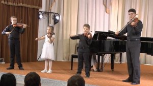 Saint-Saëns C., Le cygne ("The Swan") (Сен-Санс К., Лебедь) - violin quartet (квартет скрипачей)