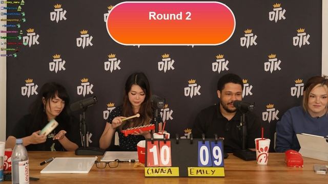 Nick Makes Emily & Cinna Feel Very Awkward смотреть онлайн