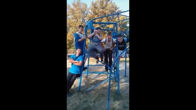 Лене Головач топ твича смотреть онлайн