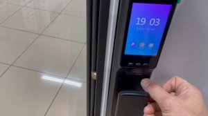 Новинка 2025 года!
Дверь с биометрическим замком