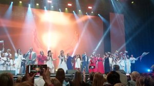 ансамбль 'Города России" с песней "Будем жить"