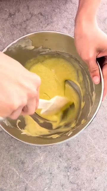 Приготовление торта малина-фисташка😍