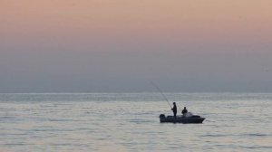 Вечерняя рыбалка на Байкале.