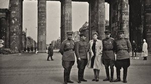 🔴Последние дни Гитлера в бункере. А может он сбежал в Аргентину🔴