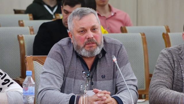 20 лет успешного павильонного пчеловодства (Андрей Горячев, Тверская область)