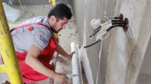 Технология оштукатуривания стен в новом доме и в новой квартире. Цементная штукатурка, базовый слой