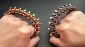 How to Make a Paracord Knuckle Duster Tutorial Paracord Knuckles_270p_360p