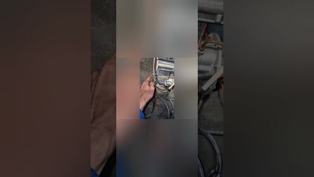 КОЛОНКА НЕ выключается смотреть онлайн