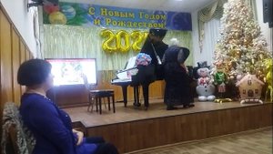 К.Рейнеке. Щелкунчик и Мышиный король. Сюита для фортепиано в 4 руки.
И. Савёлова, У.Мельникова