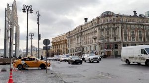 Весна в Москве - любовь на улицах города ко Дню Святого Валентина