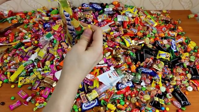 NEW! A Lot Of Candy! Много конфет!