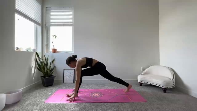 Feel Your Best Vinyasa Flow _ 30 Minute Full Body Practice