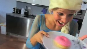 Frozen Elsa Becomes Mermaid vs Darts! w  Spiderman, Maleficent & Hulk! Superhero Fun in Real Life