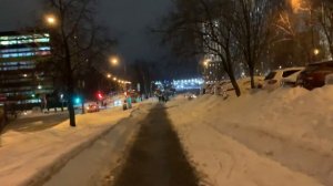 Вечерняя прогулка по Елецкой улице до перекрёстка с Ясеневой улицей, г. Москва, 06.02.2024