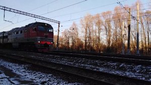 Супер приветливый тепловоз 2ТЭ116У-0168 с вагонами метро ЕЖ на перегоне Детскосельская-Царское село