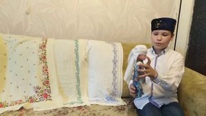 Участник конкурса _История одного предмета_ Шапошников Артем - _Как повязать платок по татарски_