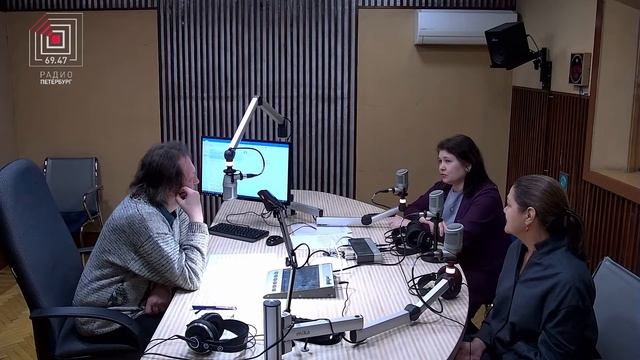 Радиопередача - интервью Марией Захаренко, внучкой художника Юрия Васнецова.
