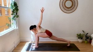 Full Body Vinyasa Yoga - 35 Min