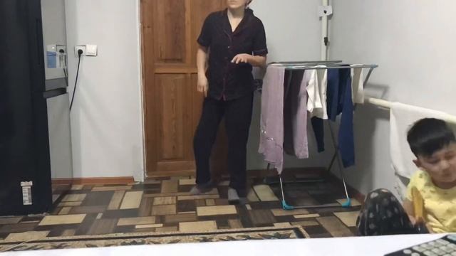 Менимен бирге уй жинаймыз🧹 смотреть онлайн