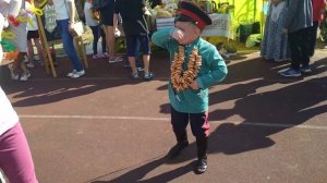 Маленький казачек на ярмарке! Иван Шуваров