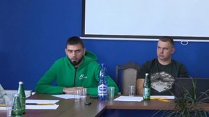 Зачем пчеловоду 9-рамочный улей и какая вощина лучше - литая или катанная? Слет пчеловодов Кавказа