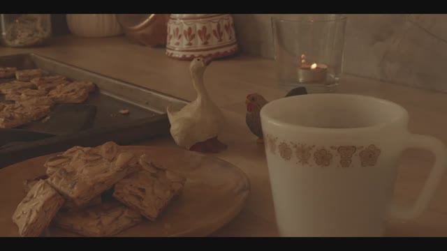 Неконива. Рутина зимнего дня｜ Пчеловодство｜Бонгоре Бьянко｜Живой Видеоблог Инаки