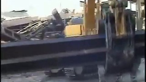 Снос здания