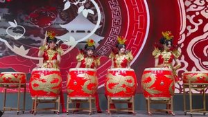 Китайские барабаны «Стражницы Манао». Китайское барабанное шоу.