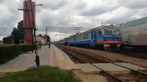ЭР9Т-712 прибывает на ст.Жодино, сообщение: Минск-Орша