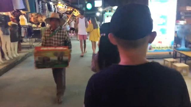 Вечерняя прогулка по Walking street на Ко Липе, Таиланд