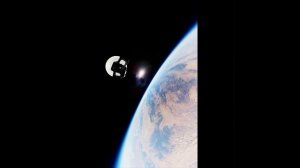 Камеру Go Pro запустили в космос на шаре, заполненным гелием. Шар поднялся на высоту более 30 км.