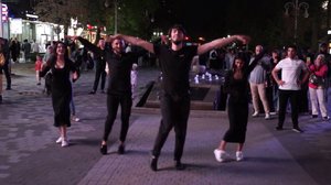 Девушки Танцуют Lezginka Gogia Алма-Ата Арбат Chechen Ловзар Лезгинка 2025 Гогия ALISHKA Dance Bomba