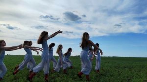 DRIADA-Травушка. Клип студия танца Эмоция. Съёмка в поле