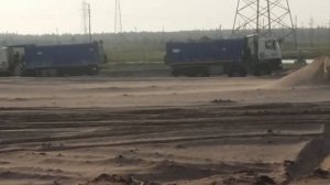 Самосвалы ХАНТ 8х8 тоже застревают