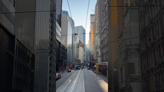 Улица Гонконга на рассвете смотреть онлайн