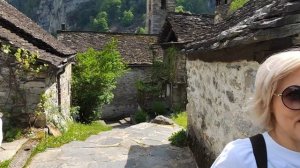 каменная деревня