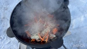 Плов из цветного риса