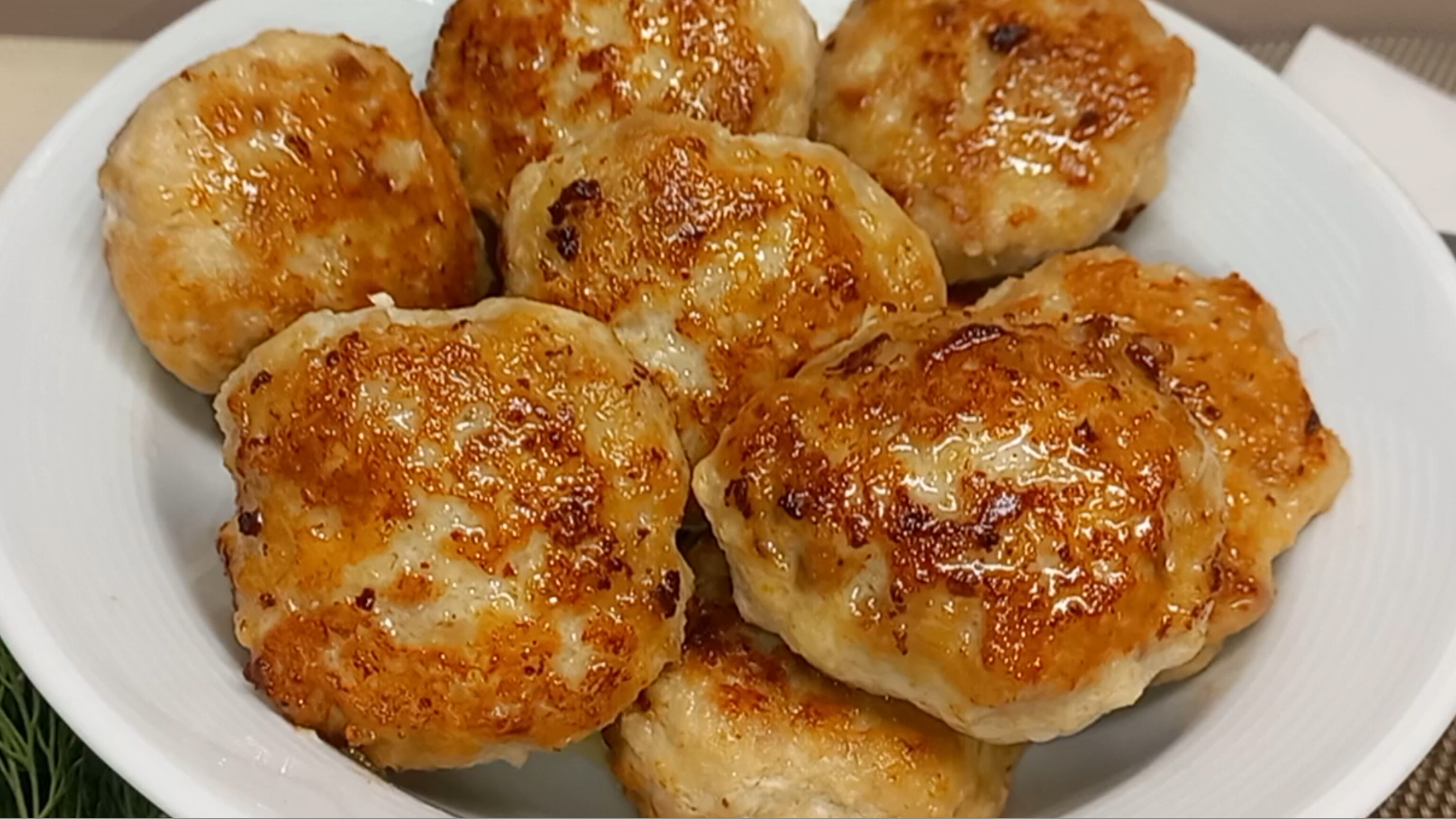 КОТЛЕТЫ ДОМАШНИЕ Как приготовить вкусные сочные котлеты