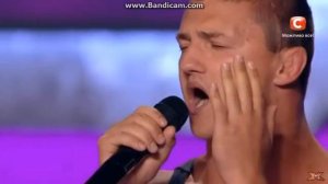 Качок поет  класно икс фактор