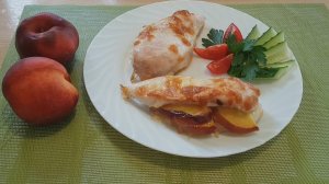 Куриное филе с персиком и сыром моцарелла запечённое в духовке Это очень вкусно!!!