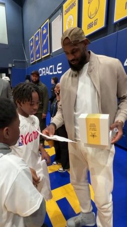 LeBron gets his All-Star ring & letter, then reacts to the kids from Boys & Girls Club SF-Oakland!