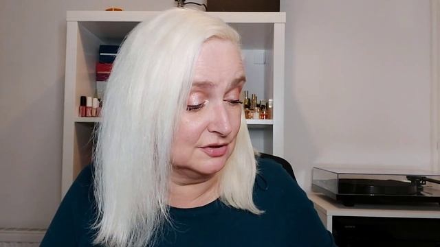 Next Beauty Box Unboxing - The Glam Edit - November 2022 - costs £25.00 and worth over £107 смотреть онлайн