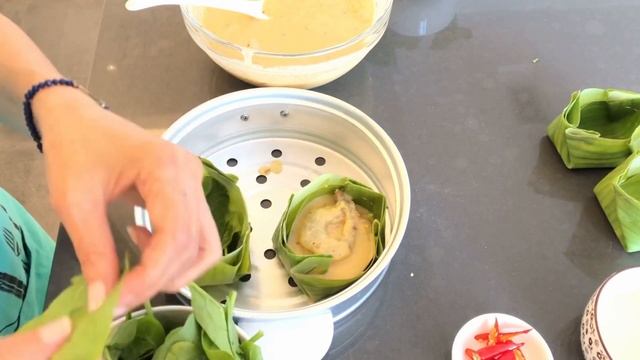 #46 How to make Haw-Mok Authentic Thai Cuisine Steamed Prawns Curry Popular street food in Thailand смотреть онлайн