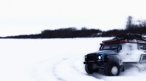 Эмоциональные снежные приключения Лэнд Ровер Дефендер