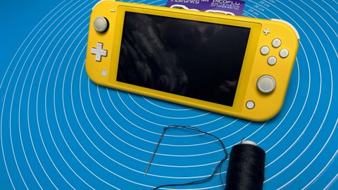 МультиСтрим. Прошивка Nintendo Switch Lite после неудачной прошивки, и сюрприз в конце.