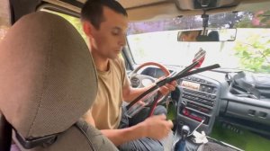 Не знаете как поменять дворники? Тогда мы идем к вам!